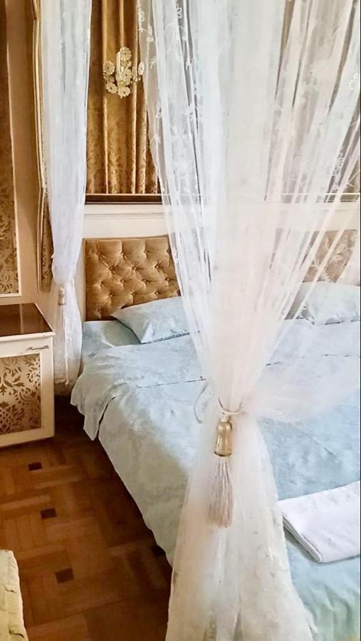 Classic Apartment On Kievyan Yerevan Exterior photo